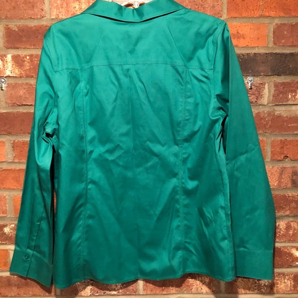 Chico's Green Long Sleeve Button-Up Shirt - Picture 3 of 5